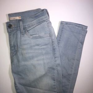 Levi's 710 Super Skinny Light Blue Jeans Size 25